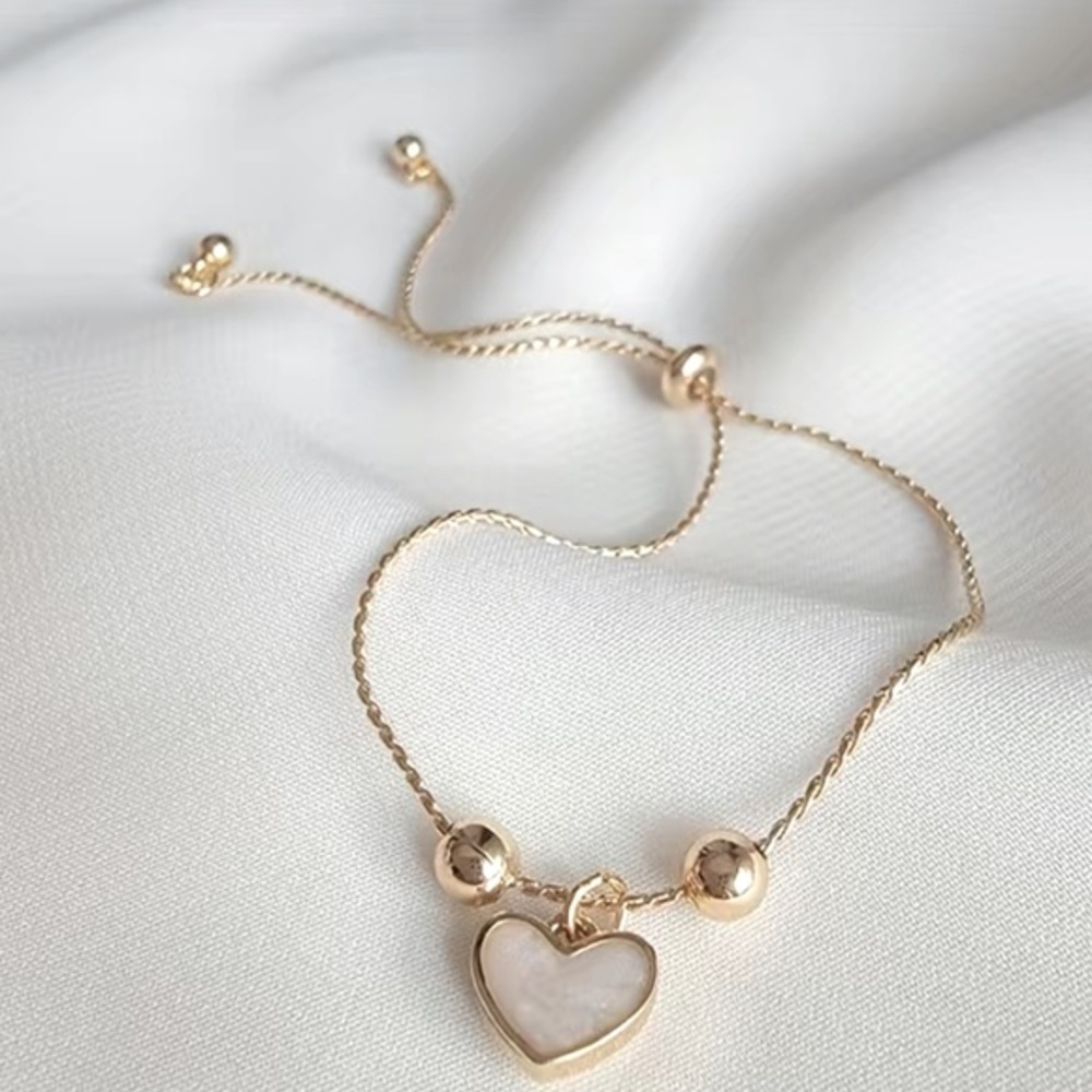 Heart Charm Adjustable gold bracelet
